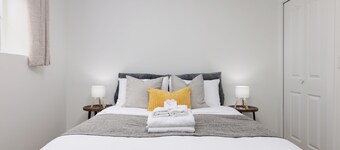 “Bright, cozy 2‑bedroom basement suite in a quiet, family‑friendly area. Near Langley Events Centre and close to Willoughby Town Centre, Willowbrook, Costco, Walmart, cafés, parks, and Hwy 1 for easy travel across the Lower Mainland.