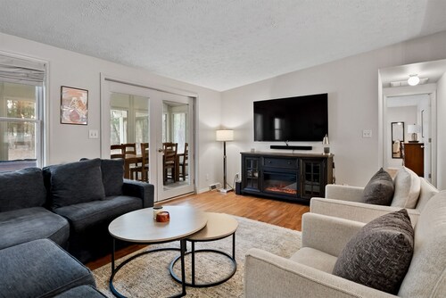 Dunes Escape Secluded 3BR Woodland Retreat