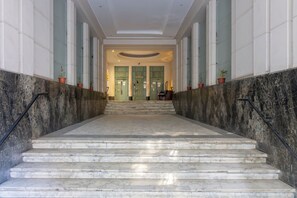 Interior - Stylish Apartment Near Nile - Palace Views (Cairo)