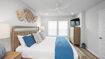 3 bedrooms, iron/ironing board, travel crib, WiFi