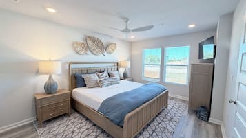 Iron/ironing board, travel cot, WiFi, bed sheets