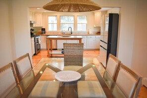Dining - Fantastic Ocean views, steps to shared private beach! (Dennis Port)