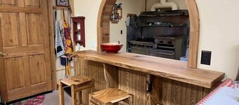 Foothills Lodge & Café - Private en-suite Bathroom