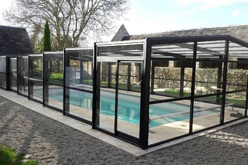 Saint Pierre" house, sleeps up to 8, heated pool all year round