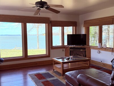 Fisherman’s Cove on Lake Champlain – A Private Waterfront Getaway