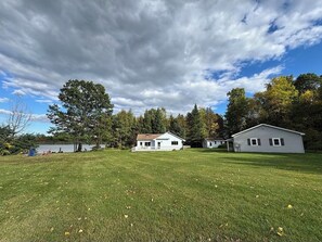 Exterior - Fisherman’s Cove on Lake Champlain – A Private Waterfront Getaway (Crown Point)