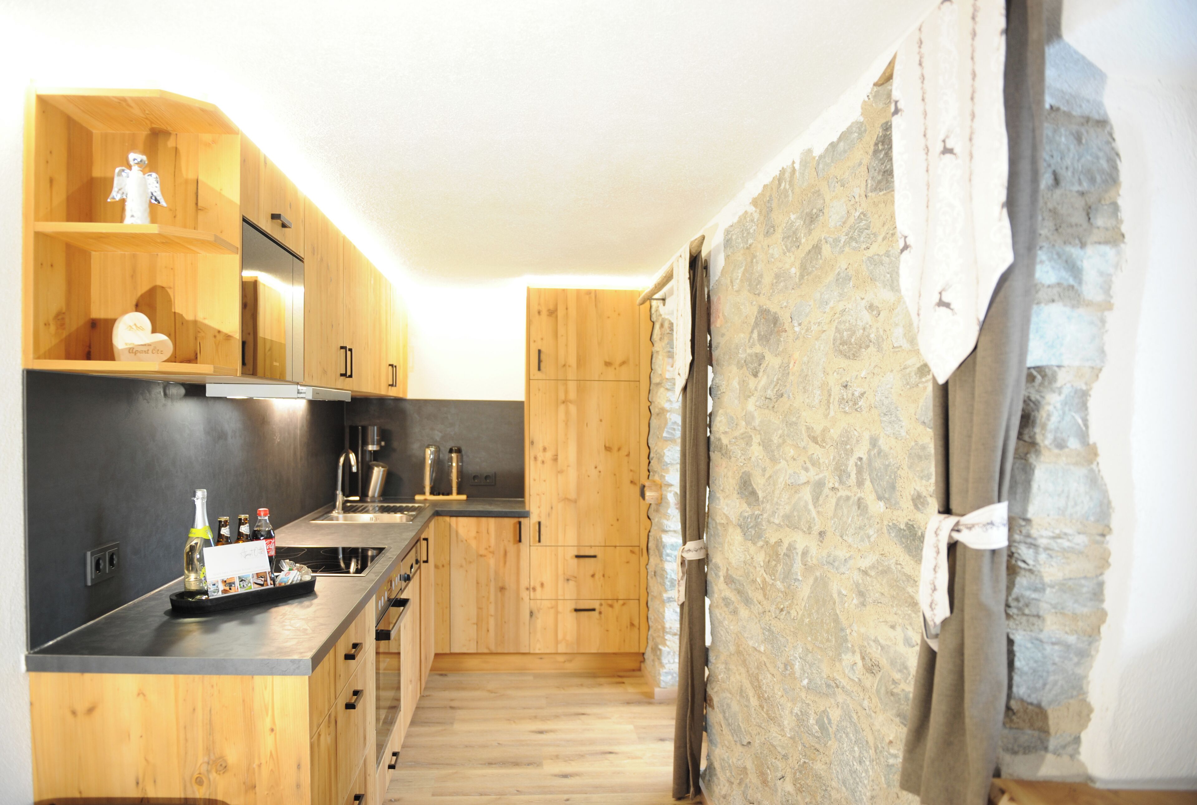 Comfort Apartment, 3 Bedrooms | Private kitchen | Electric kettle, high chair, dining tables