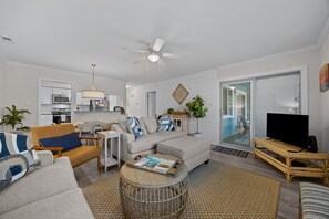 Smart TV - 'Sound of the Sea' Caswell Beach Condo w/ Pools! (Oak Island)
