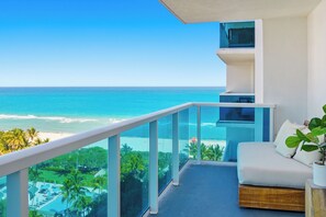 Property grounds - Oceanview Private Condo at 1 Hotel & Homes - 1207 (Miami Beach)