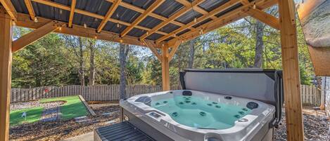 Tina de hidromasaje al aire libre