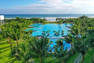 Beach/ocean view