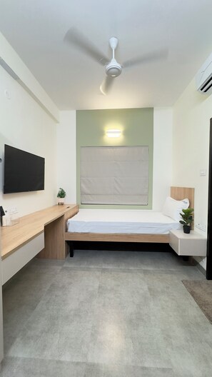 Basic Room | Laptop workspace, iron/ironing board, free WiFi - Rehoboth Signature Luxury Stay (Chennai)