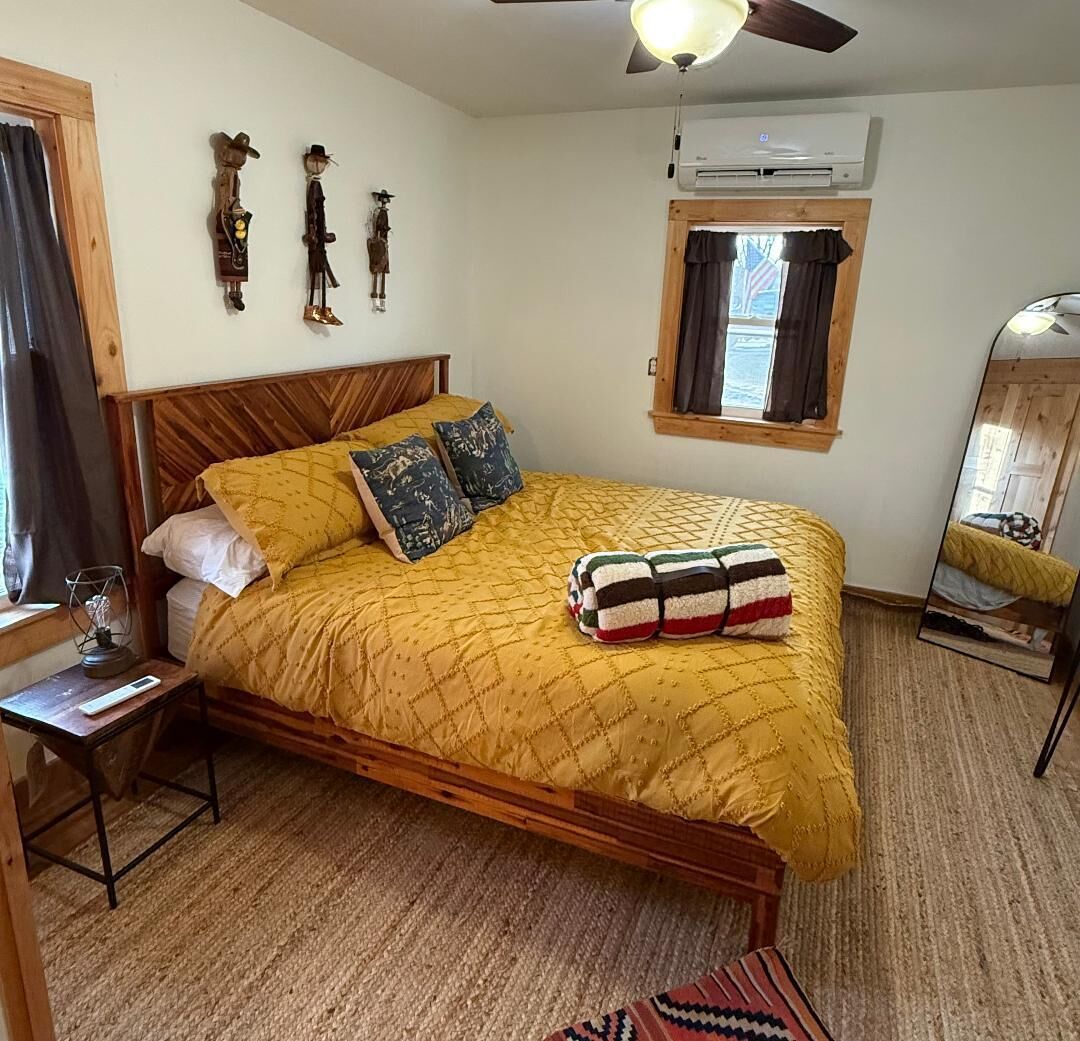 Ferros/tábuas de passar roupa, Wi-Fi, roupa de cama