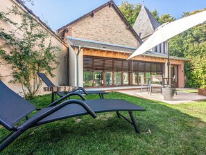 Terrace/patio - La Maison T&M: Le Pigeonnier (Dosches)