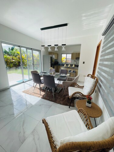 Punta Cana Villa w Pool Near Coco Bongo