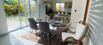 Punta Cana Villa w Pool Near Coco Bongo