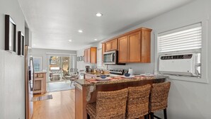 Unclassified image, 5 of 39, button - New Listing! Walk to Downtown CDA | Pet-Friendly | Yard + Grill (Coeur D Alene)