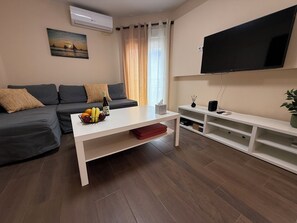 Living area - Casa del Mediterraneo Apartment in the Old Town of Benidorm (Benidorm)