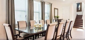 Dining - Ultimate Mansion-9Bed-Pool/Spa/Game (Kissimmee)