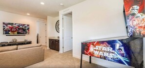 Interior - Ultimate Mansion-9Bed-Pool/Spa/Game (Kissimmee)
