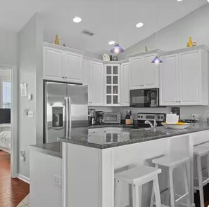 Microwave, oven, stovetop, dishwasher - Waterfront 3-bedroom Home in Surf City (Surf City)