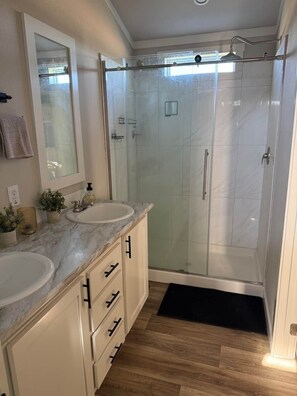 تجهيزات دش، ورق حمّام