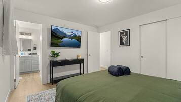 熨斗/熨衣板、旅行婴儿床、WiFi