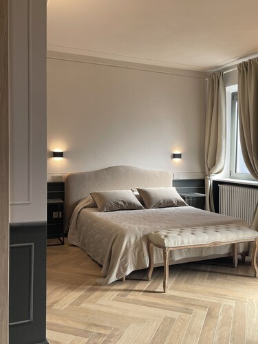 Charming 3-bedroom villa in Morozzo, Cuneo, Piedmont with all the amenities.