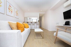 Living area - Stunning apartment in Campo de Ourique (Lisboa)