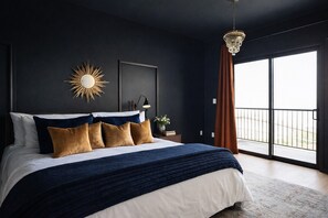 6 bedrooms, iron/ironing board, free WiFi, bed sheets