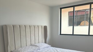 Unclassified image, 3 of 12, button - Aero Terminal. Complete apartment very close to the airport and terminal. (Cuenca)