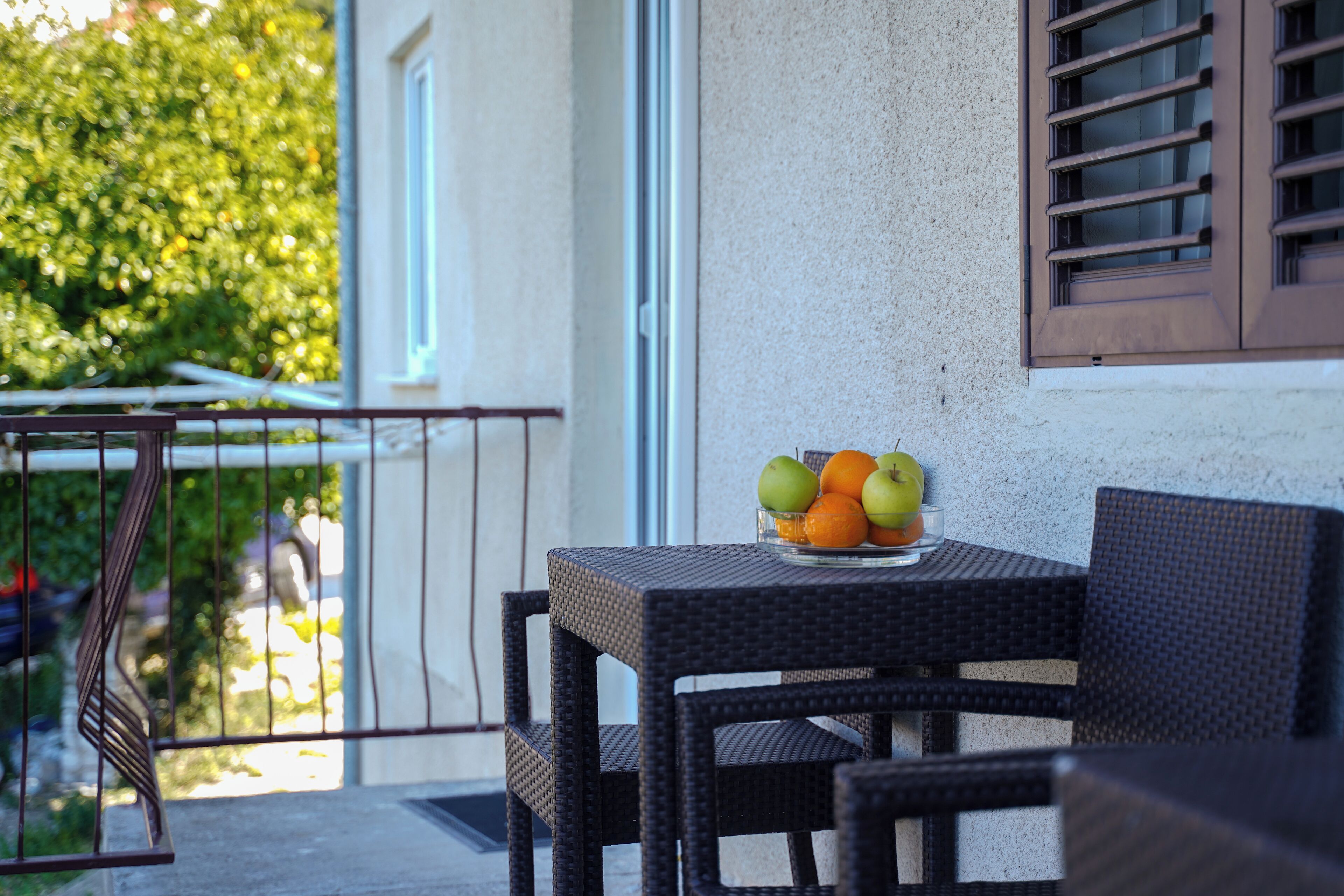 شقة - بشرفة - بمنظر للبحر | إطلالة من الشرفة