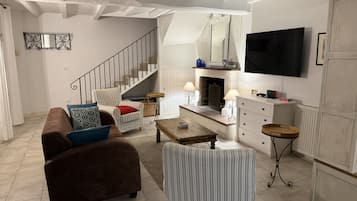 TV, peis, videospill og bøker