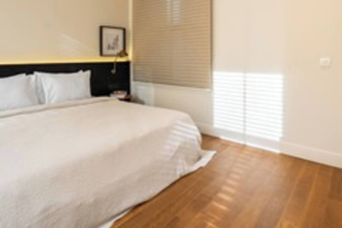 Egyptian cotton sheets, premium bedding, memory-foam beds, free minibar