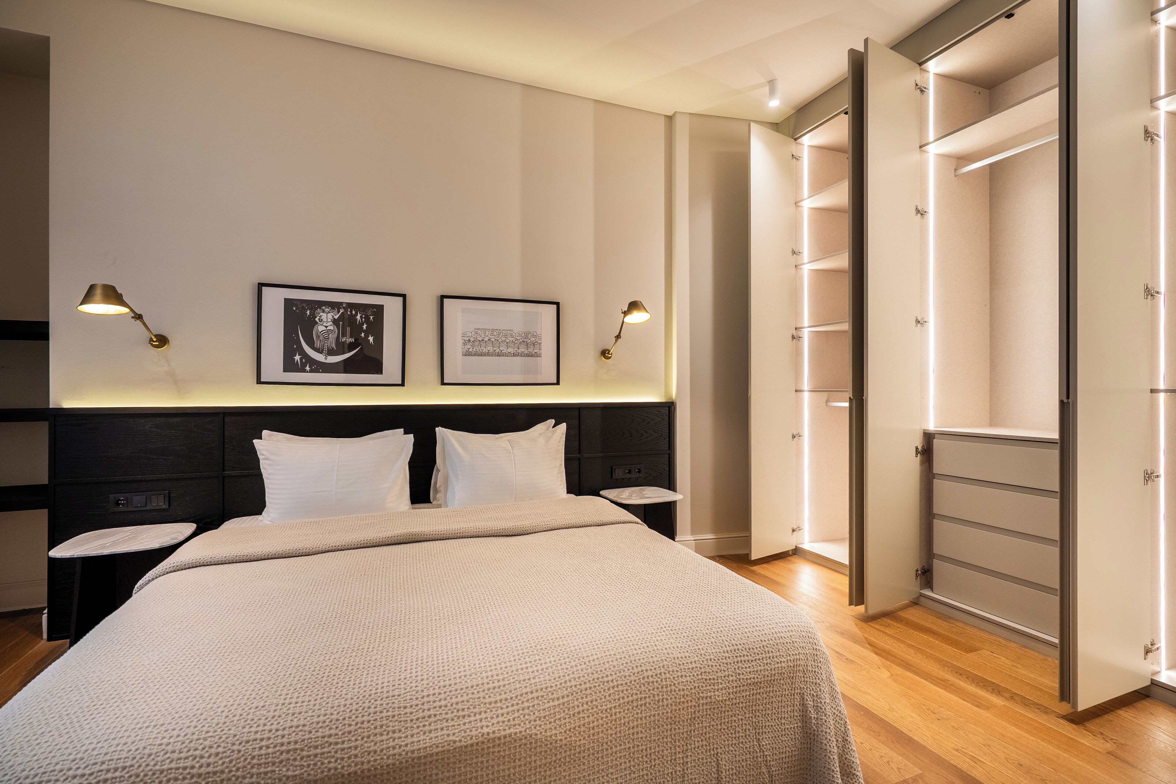 Egyptian cotton sheets, premium bedding, memory-foam beds, free minibar