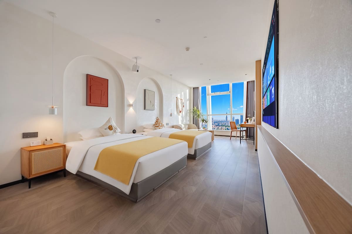 Premium bedding, individually decorated, individually furnished, desk