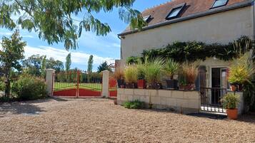 Enceinte de lâhĂ©bergement