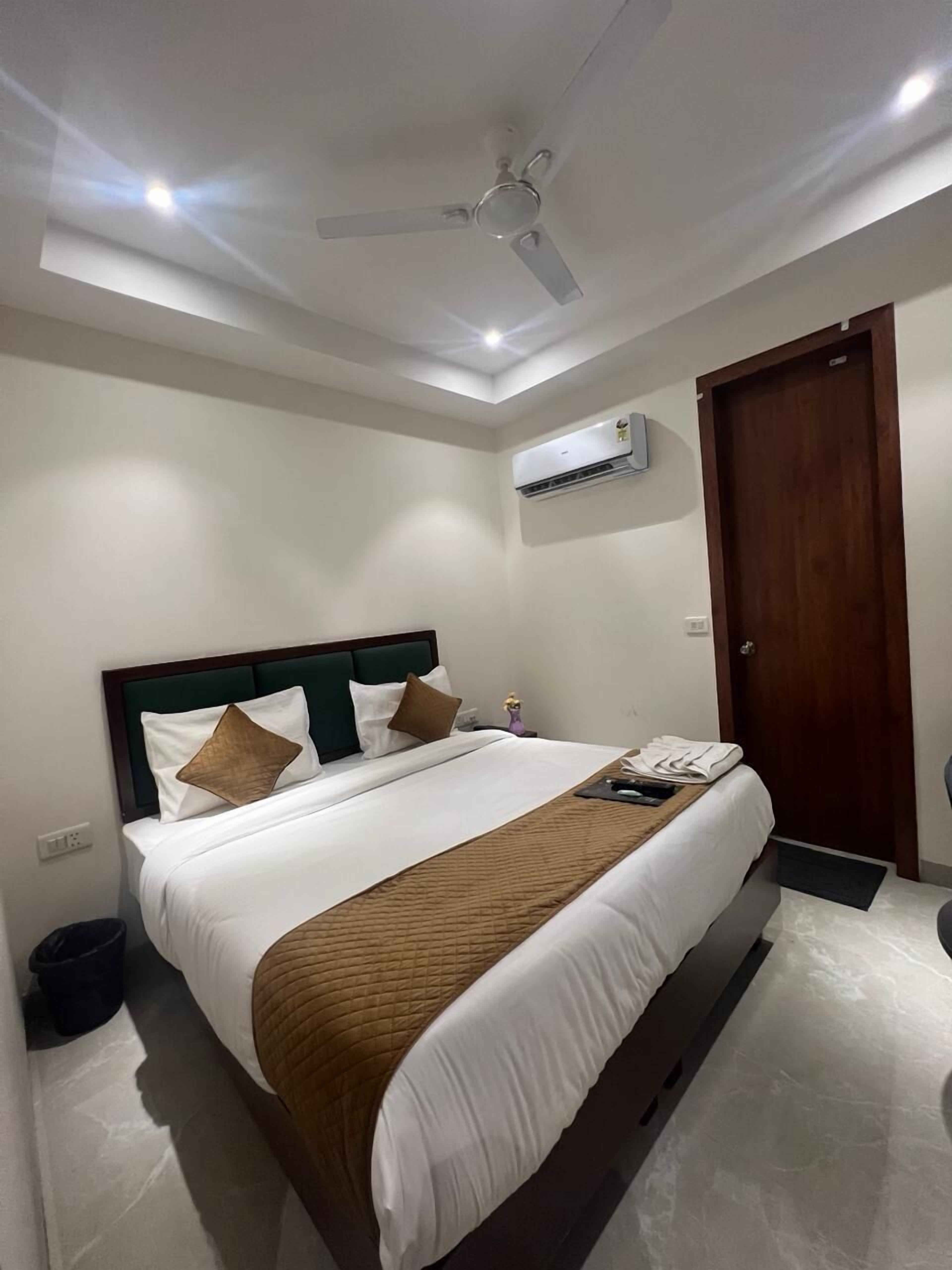 مكتب وواي فاي مجانًا