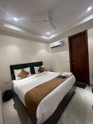 مكتب وواي فاي مجانًا