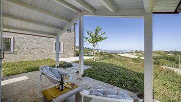 Villa, Smoking | 4 bedrooms