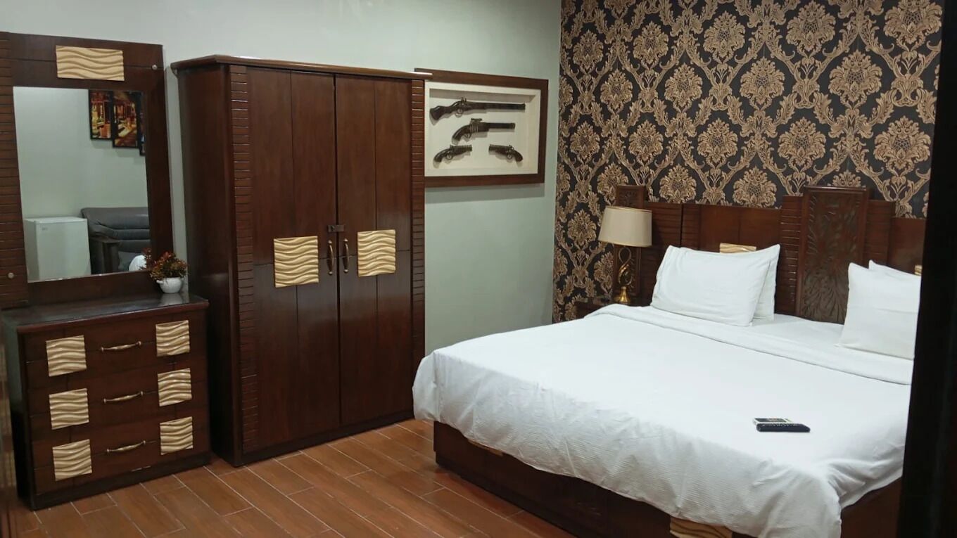 Deluxe Double Room, City View | Soundproofing, iron/ironing board, free WiFi