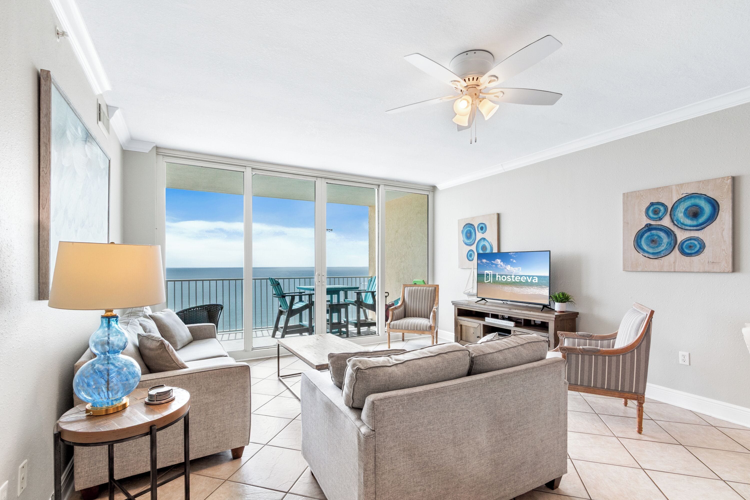 Classic Condo, 3 Bedrooms, Pool Access, Beach View | Living room | 45-inch Smart TV with satellite channels