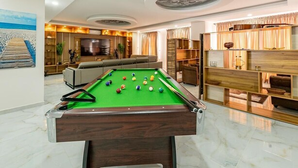 Game room - Very large 150 m² Studio with 320 degree sea view (Dakar)