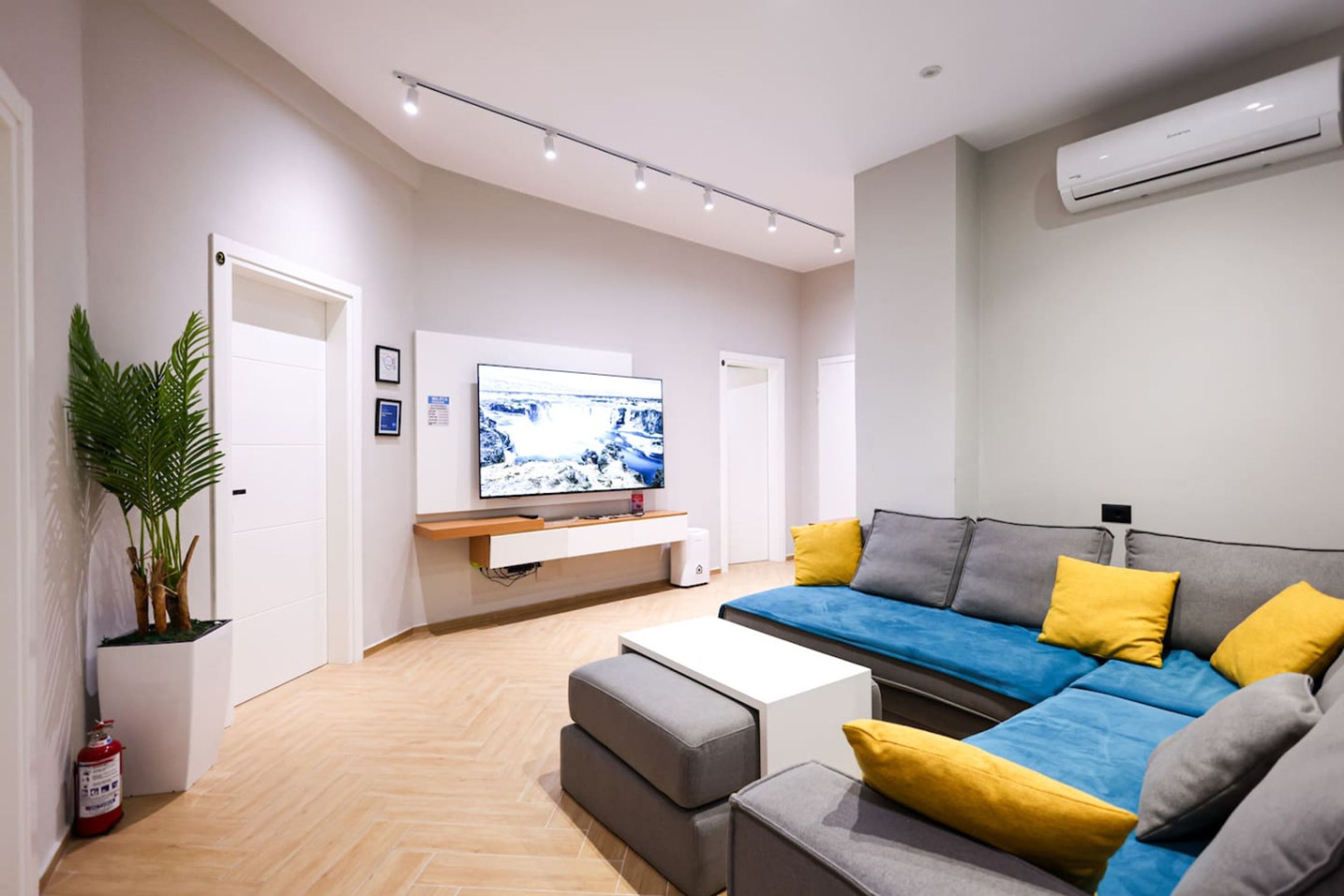 Fernseher, Arbeitsbereiche