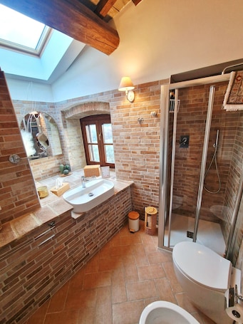 Hair dryer, bidet, towels, soap. Tower of Time. Period residence in a tower from the 1400s. Nature, quiet and art