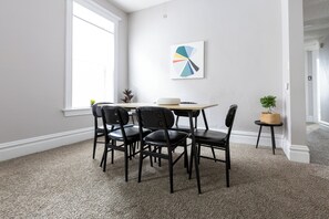 Dining - Central West End Comfort•Spacious 5BR & Great Area (St. Louis)