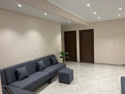 Transit 64 Hotel