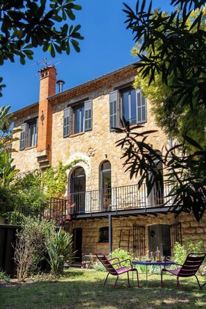 Exterior - Villa Campestra avec piscine, terrasses et jardin (Cannes)
