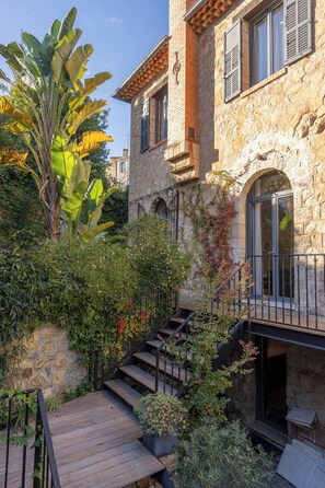Exterior - Villa Campestra avec piscine, terrasses et jardin (Cannes)
