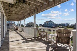 Property grounds - Southern Breeze: Private Heated Pool | Hot Tub | Rec Room (Rodanthe)